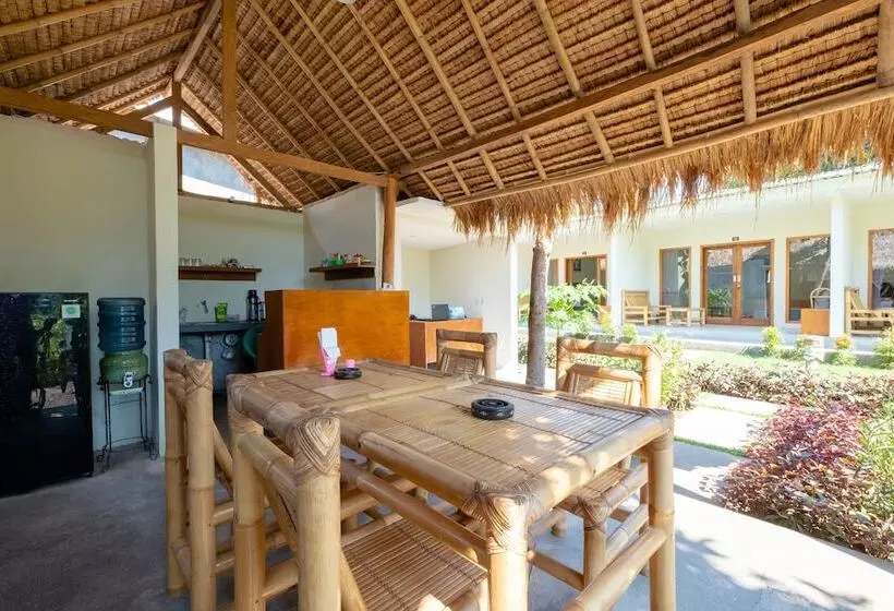 ユースホステル Sammy Homestay By Oyo Rooms