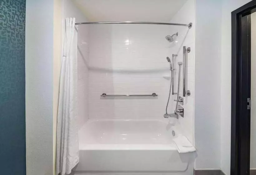 Hotelli La Quinta Inn & Suites By Wyndham Texas City I 45