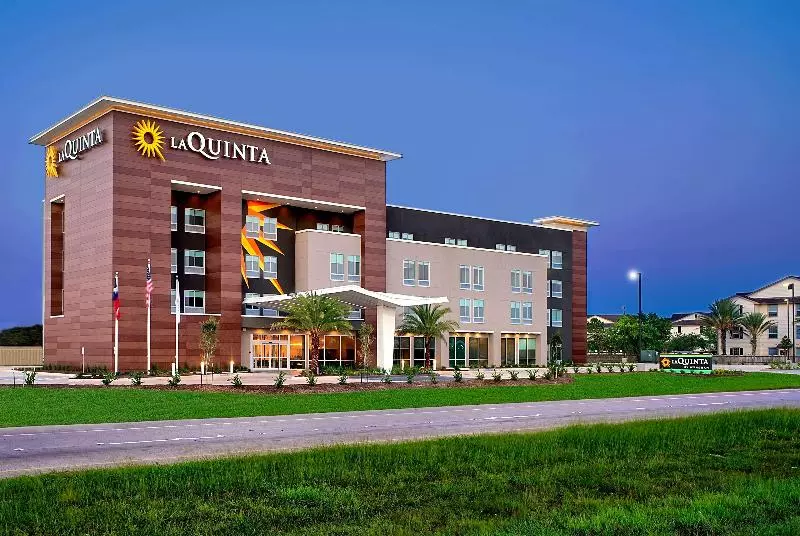 Hotelli La Quinta Inn & Suites By Wyndham Texas City I 45