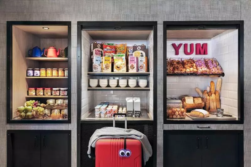 Hotel Moxy Bucharest Old Town