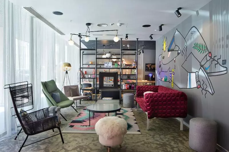 Hotel Moxy Bucharest Old Town
