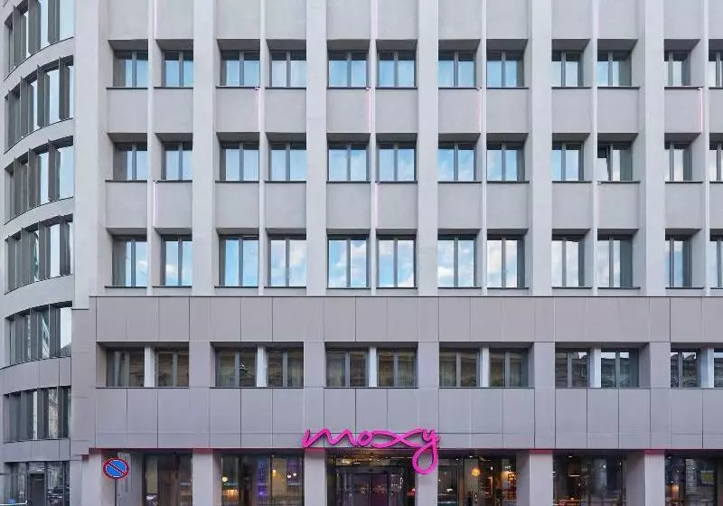 Hotel Moxy Bucharest Old Town