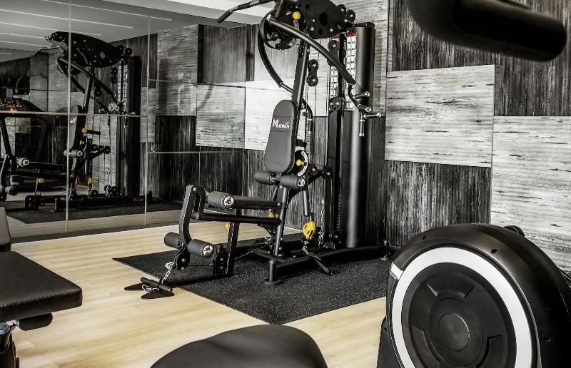 Prime Town   Posh & Port Hotel Phuket