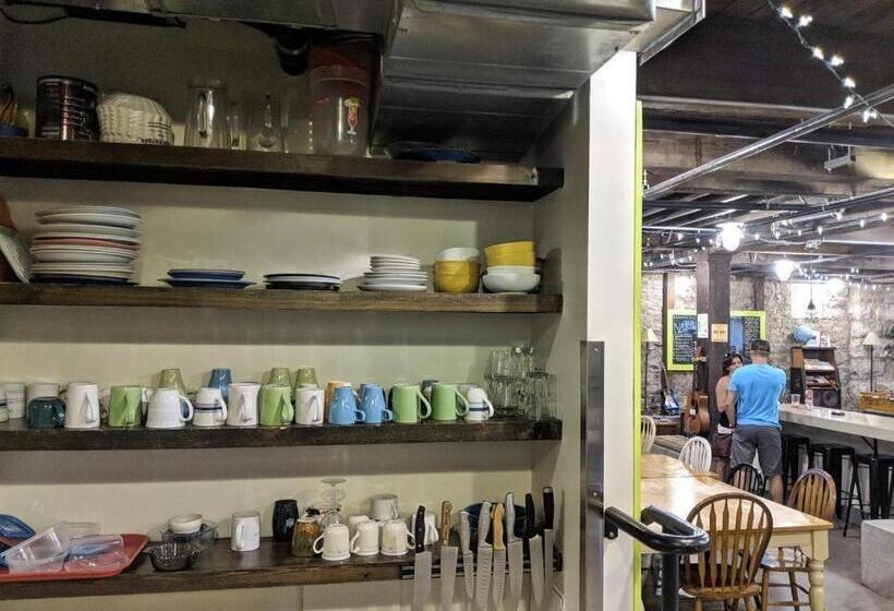 Nashville Downtown Hostel Adults Only