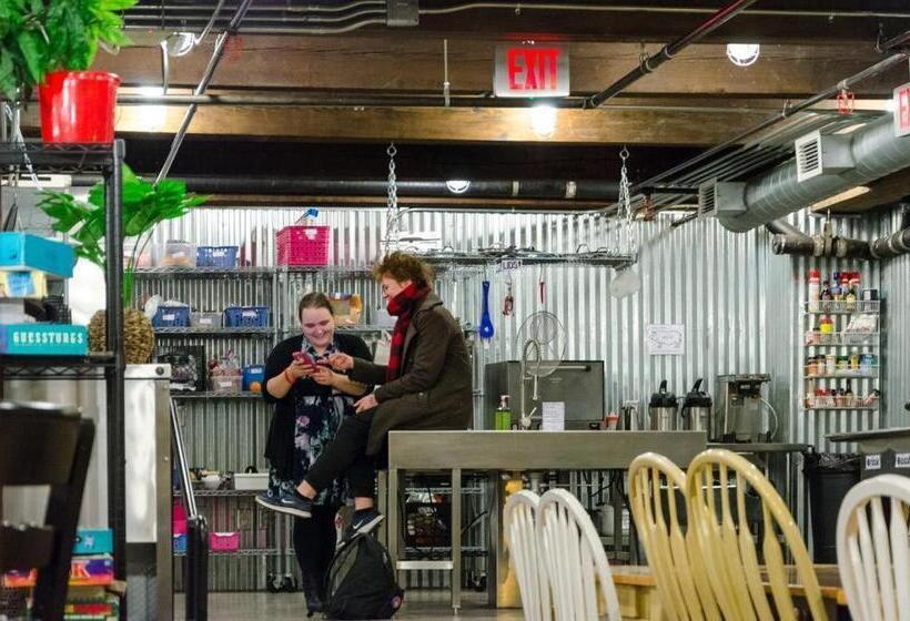 Nashville Downtown Hostel Adults Only