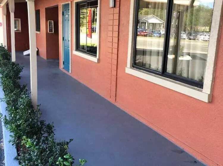 Ocala Cove Motel