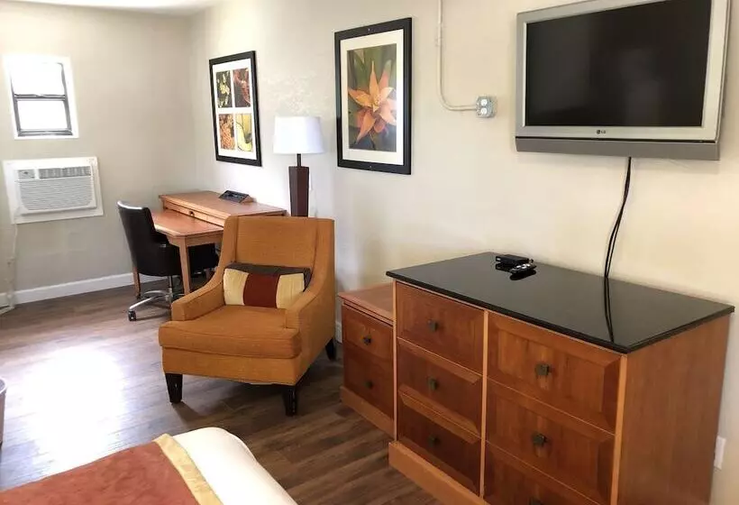 Ocala Cove Motel
