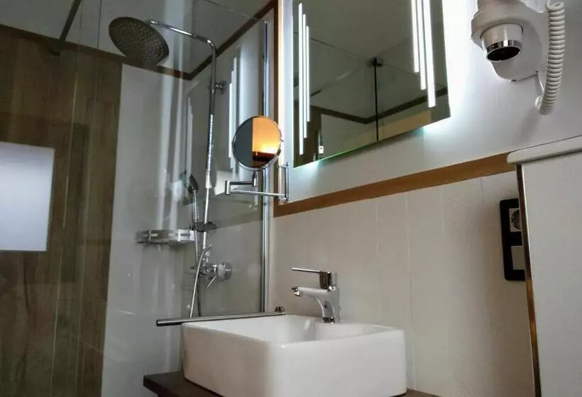 Hostal Canton Plaza