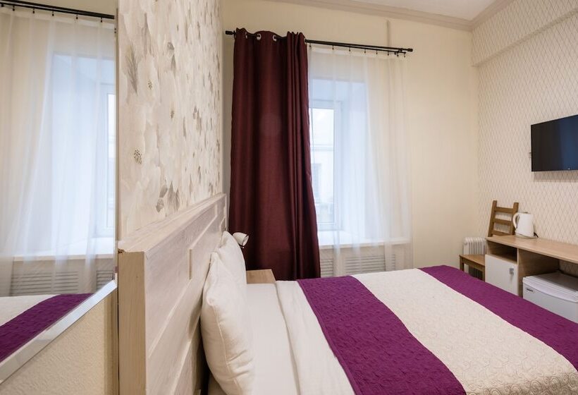 هتل Begemot Mayakovskaya