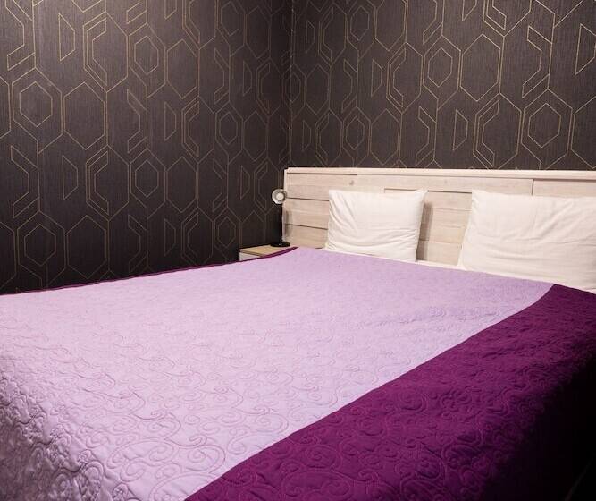 هتل Begemot Mayakovskaya