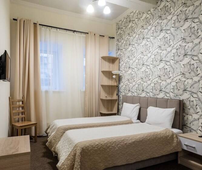 هتل Begemot Mayakovskaya