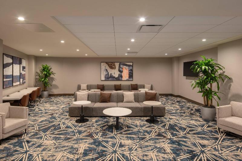 Luminary Hotel & Co., Autograph Collection