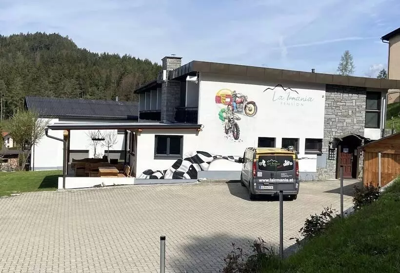 La Irmania Pension