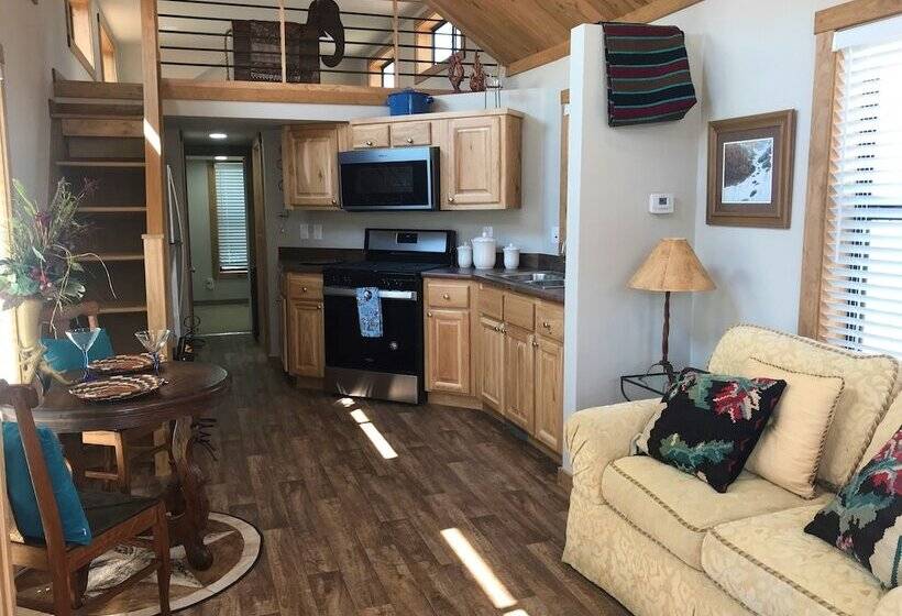 모텔 The Lodges Of Oak Creek