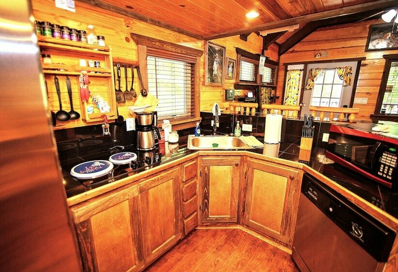 The Americana Parker Creek Bend Cabins