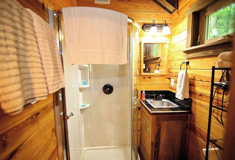 The Americana Parker Creek Bend Cabins