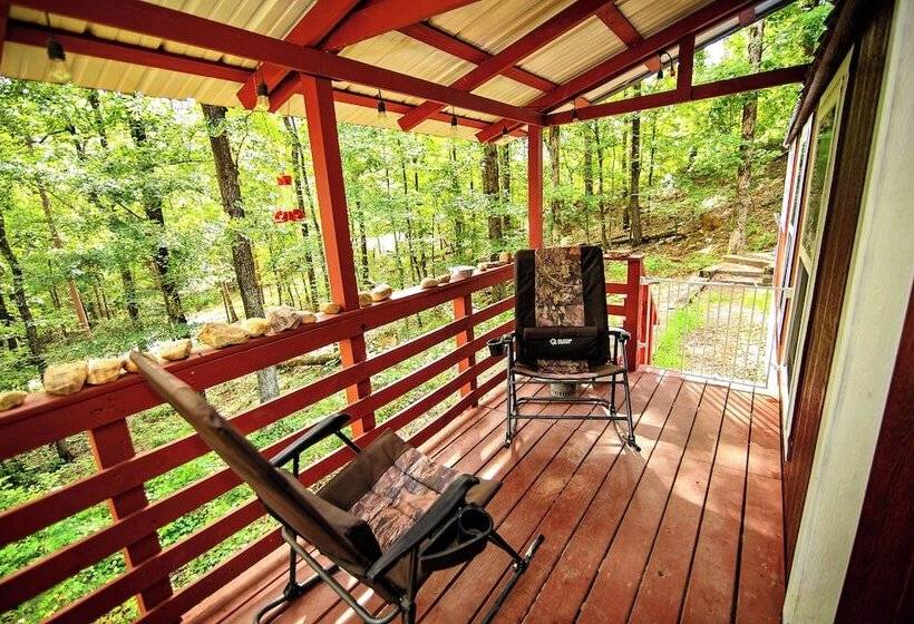 The Americana Parker Creek Bend Cabins