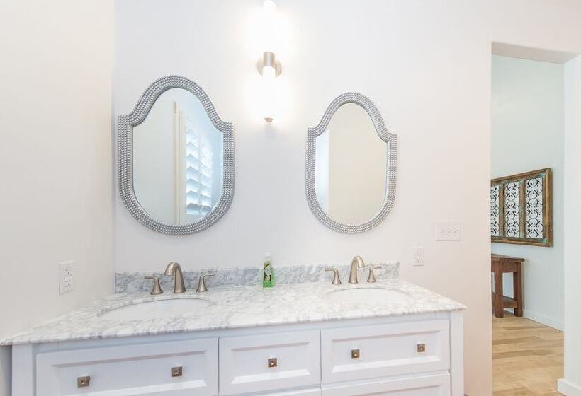 Pansiyon Benson Guest House