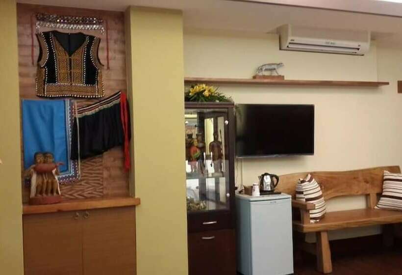 پانسیون Lrayuwan B&b