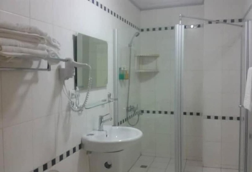 پانسیون Lrayuwan B&b