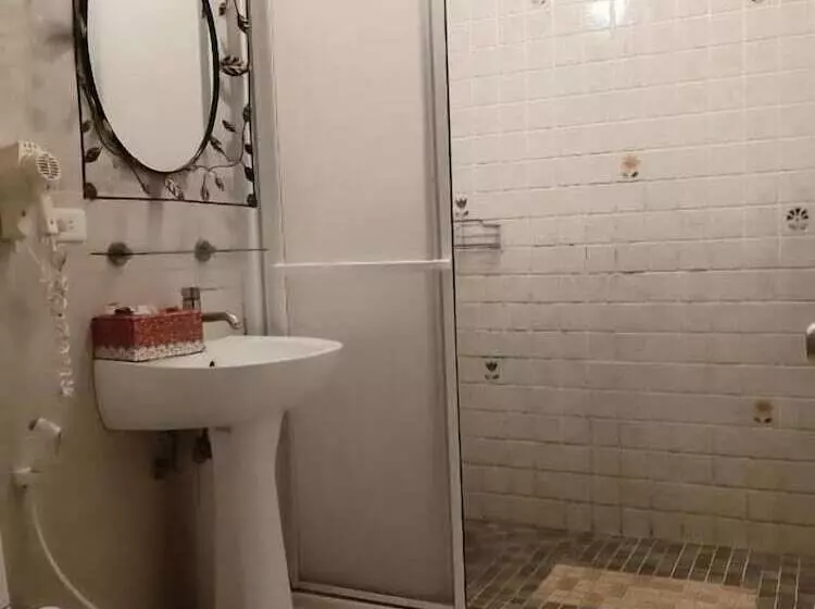 Wei Feng Jia Yuan B&b