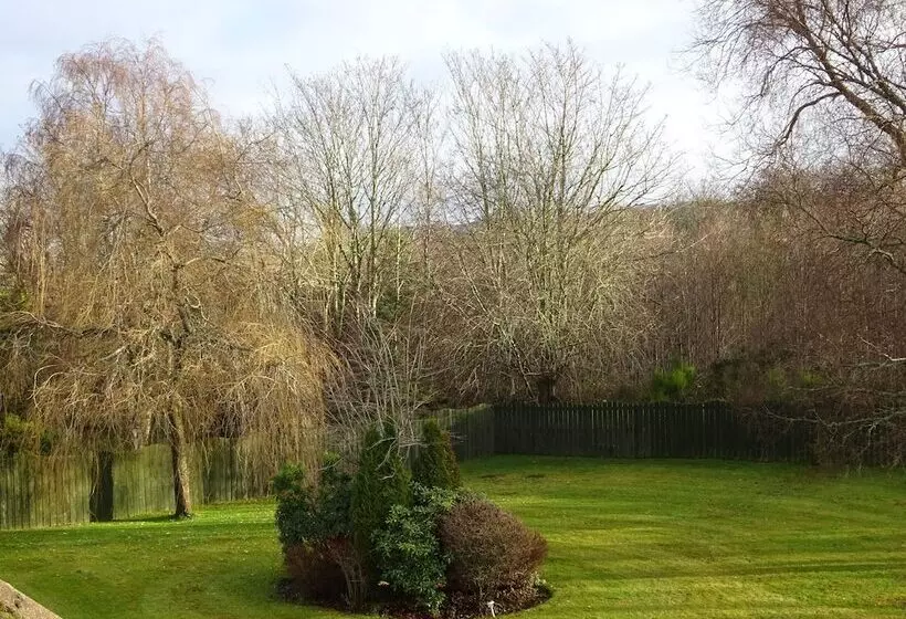 Woodlands B&b