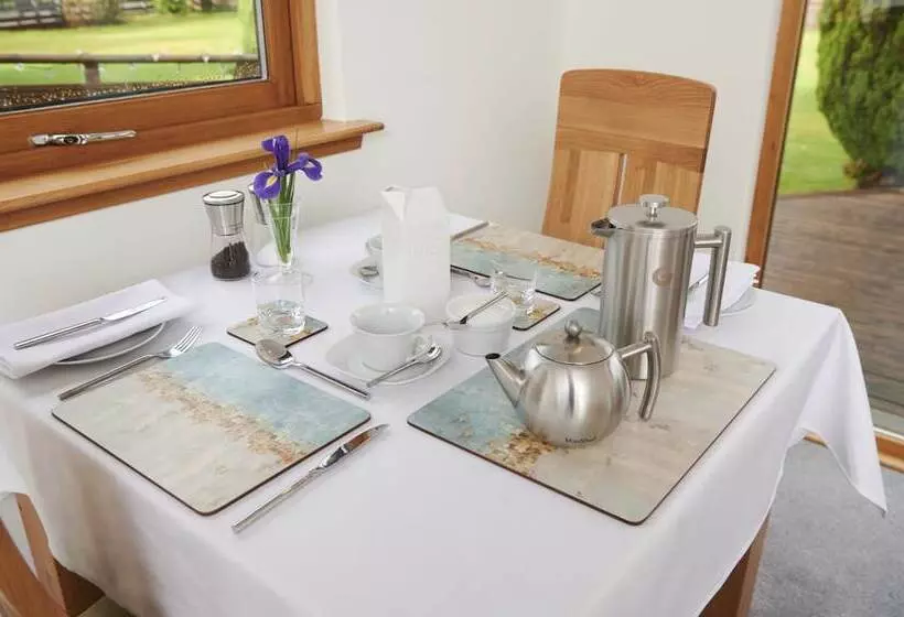 Woodlands B&b