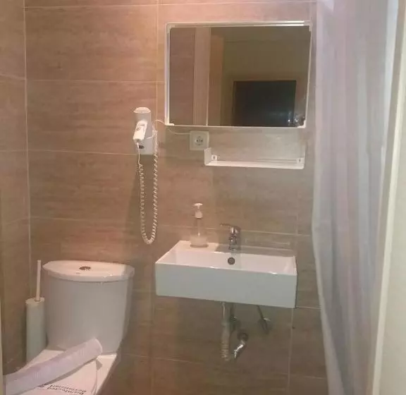 Hostel Thess Rooms Agion Panton 12