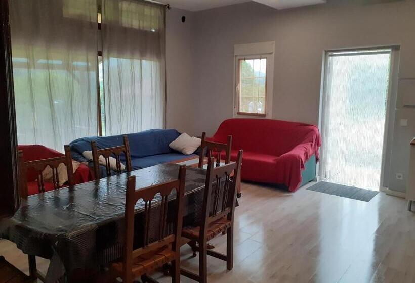 הוסטל Estudios El Puntual De Romillo