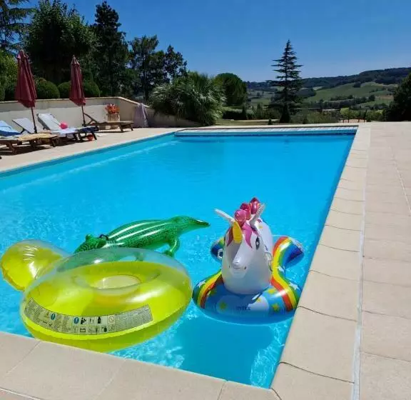 ペンション La Maison De Maitre