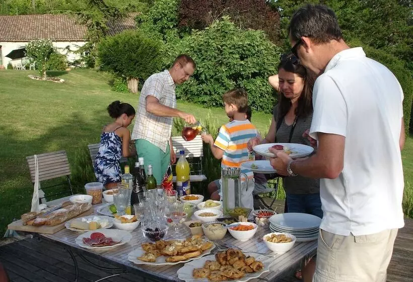 ペンション La Maison De Maitre