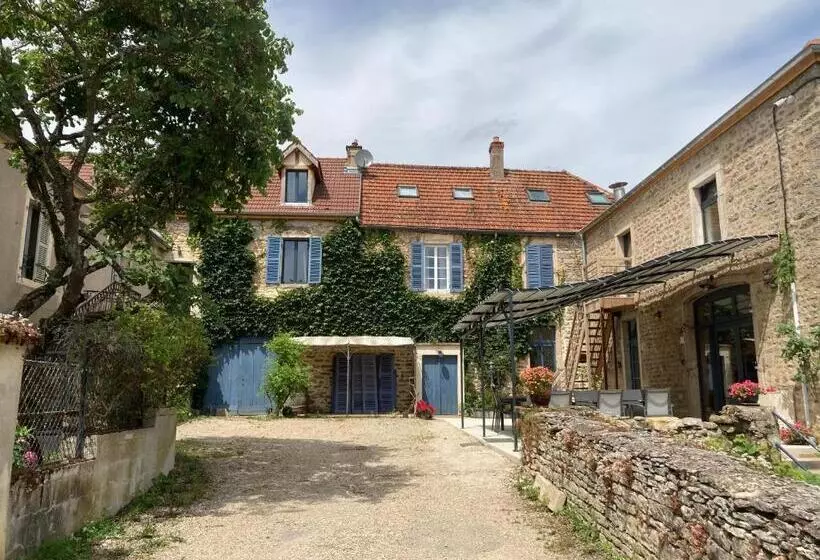 Aamiaismajoitus (B&B) Clos De Belle Roche