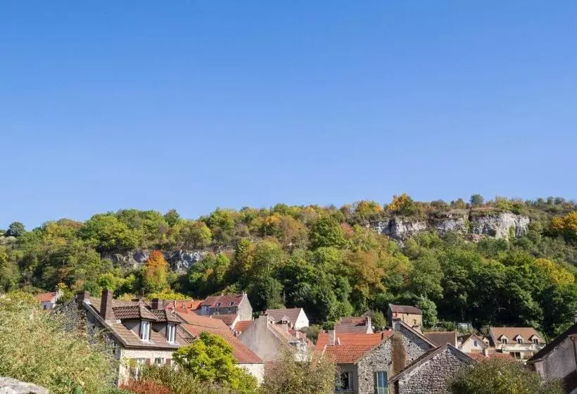 Aamiaismajoitus (B&B) Clos De Belle Roche
