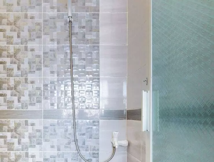 Hotelli Oyo 3434 Penginapan Keluarga Syariah