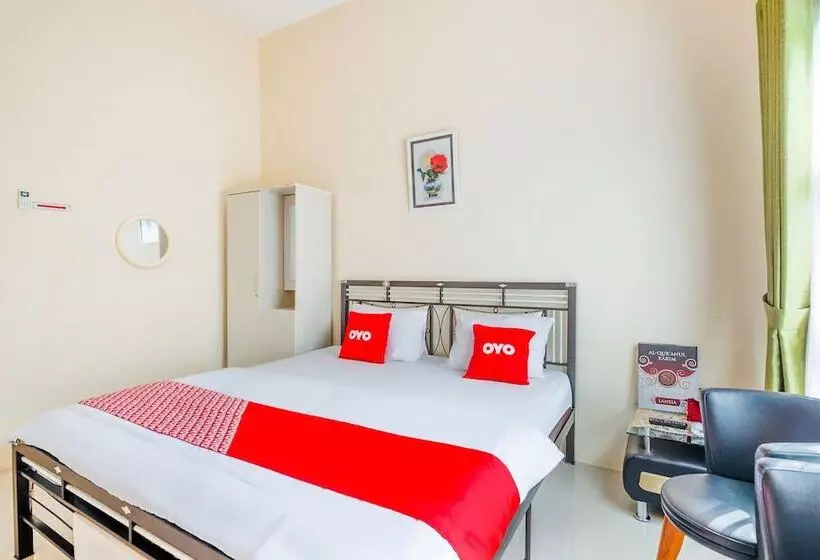 Hotelli Oyo 3434 Penginapan Keluarga Syariah