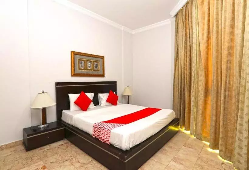 ホテル Vaccinated Staff Spot On 72005  Shri Anand