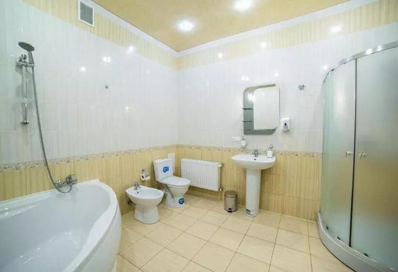 Retkeilymaja Hollywood