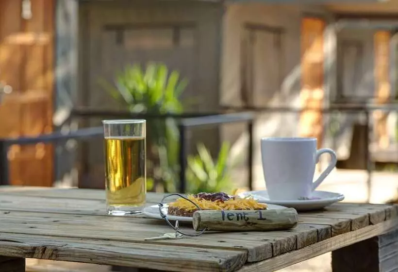 Naankuse Travellers Inn   Hostel