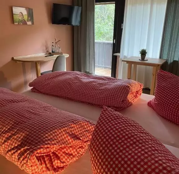 Retkeilymaja Talstation Heumöderntal