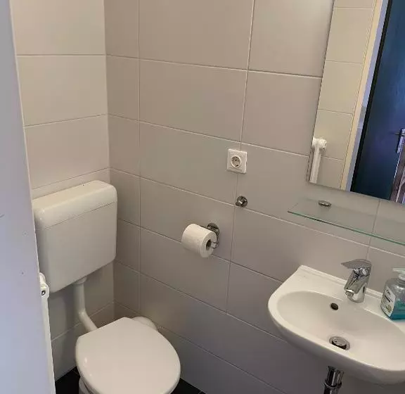 Retkeilymaja Talstation Heumöderntal