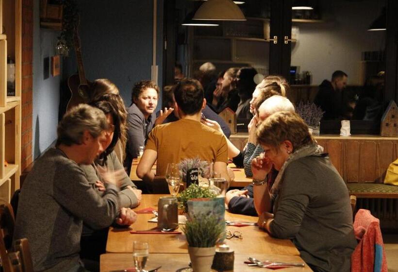 호스텔 Talstation Heumöderntal