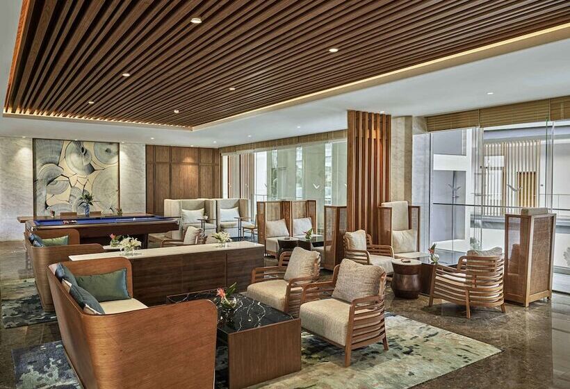 هتل Mövenpick Resort Waverly Phu Quoc