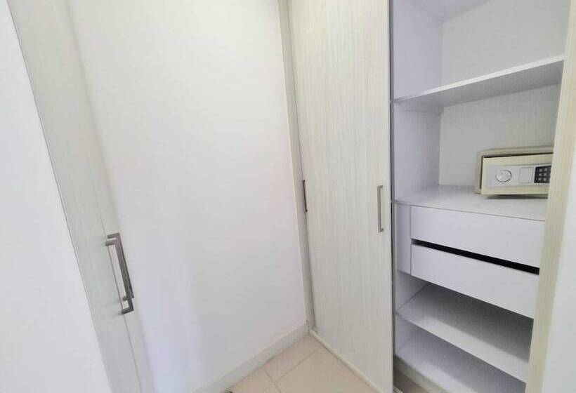 Szálloda Origen Local Suites