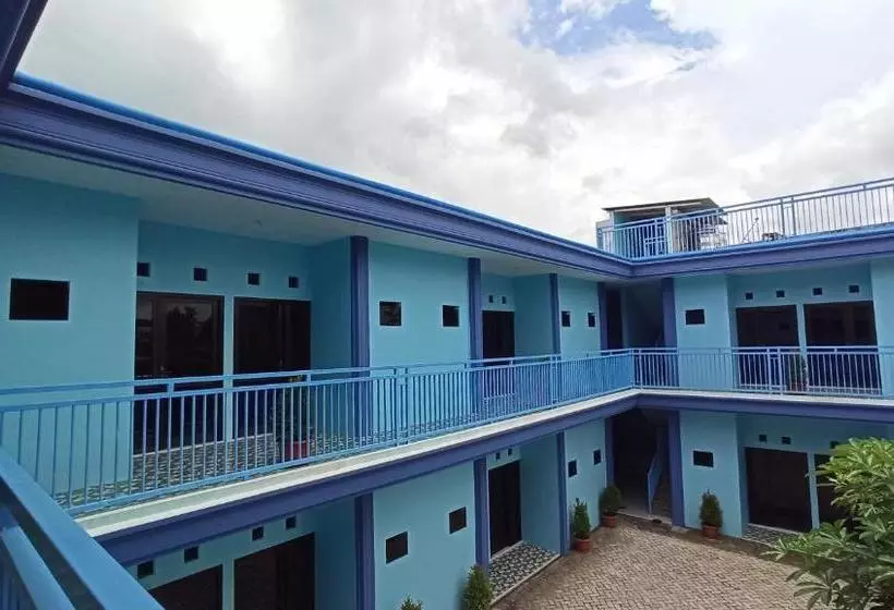ホテル Oyo 3183 Kost Putri Biru Siguragura