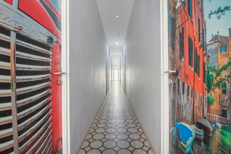 Hotell Oyo 3283 Bwalk