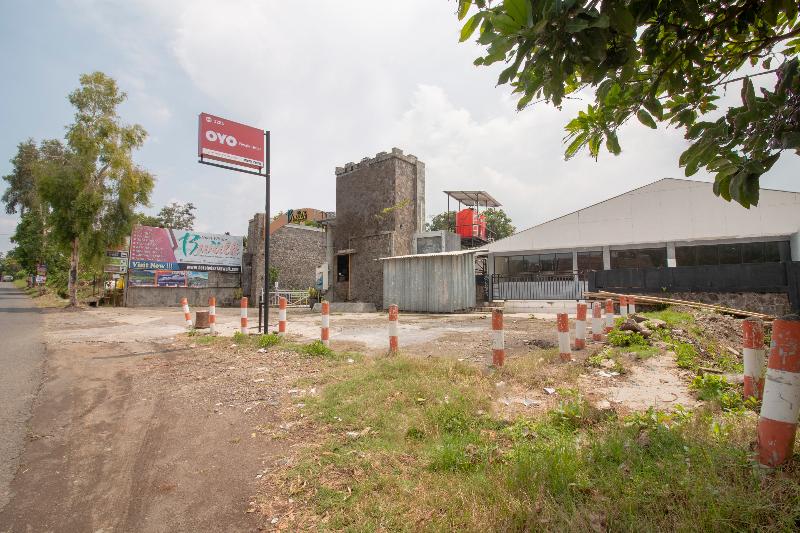 Hotell Oyo 3283 Bwalk