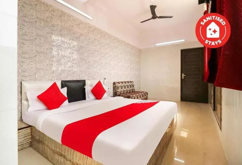 ホテル Oyo 72186 Joy Rooms Bawana Industrial Area