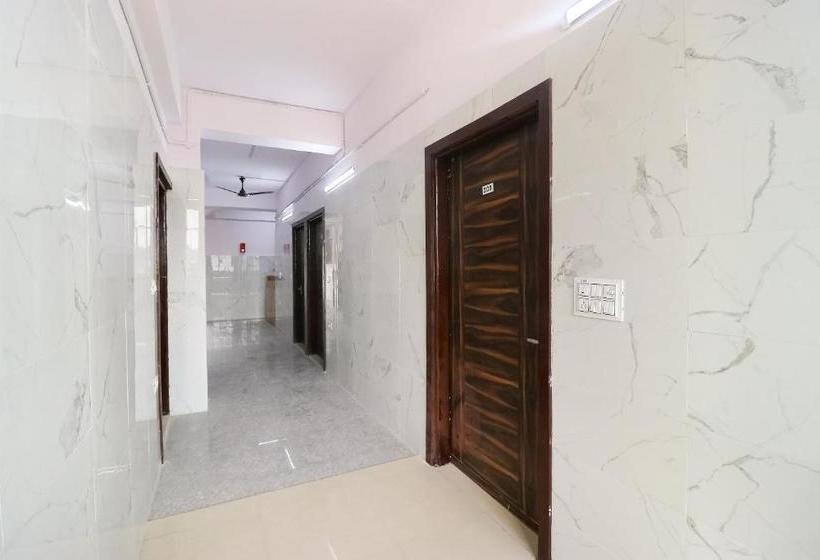 호텔 Oyo 72186 Joy Rooms Bawana Industrial Area