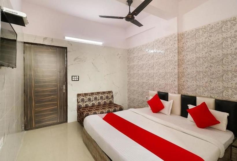 호텔 Oyo 72186 Joy Rooms Bawana Industrial Area