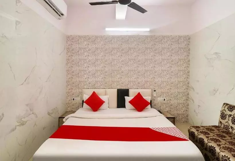 ホテル Oyo 72186 Joy Rooms Bawana Industrial Area